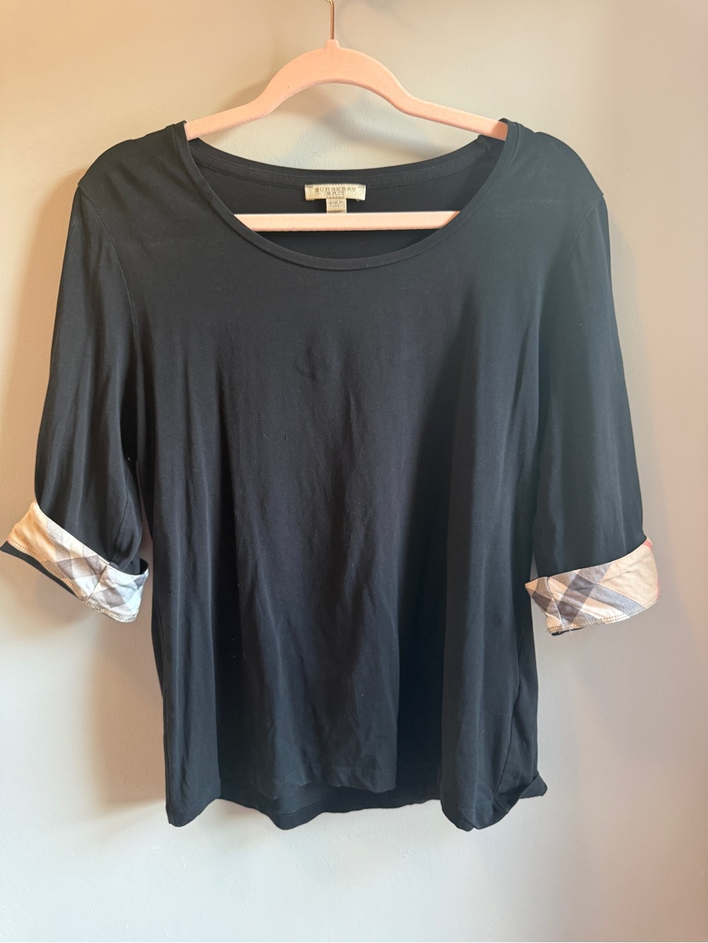 Burberry Brit Black Top with Signature Plaid Roll Cuff - XL - Picture 8 of 10
